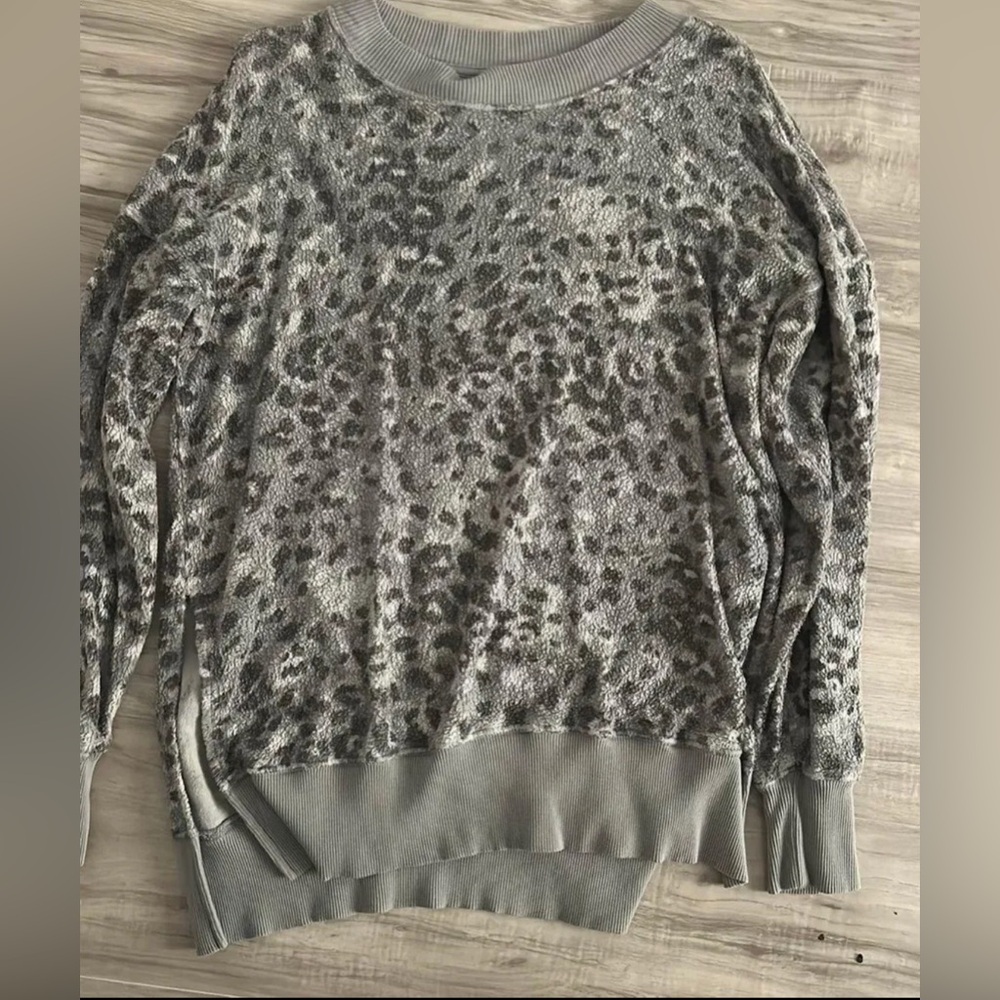Aerie crew neck